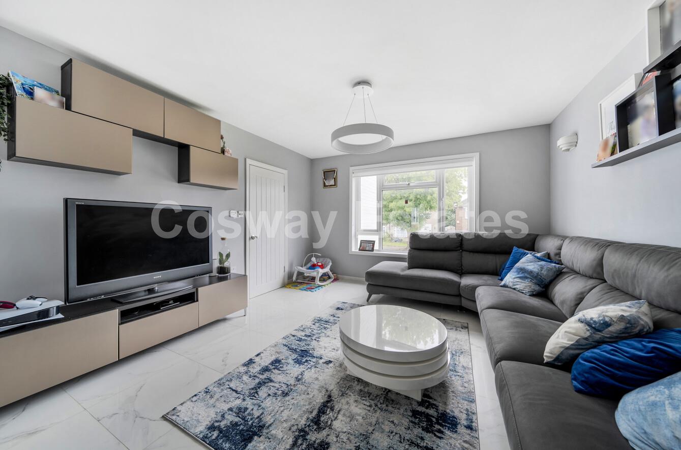 Fairmead Crescent, Edgware